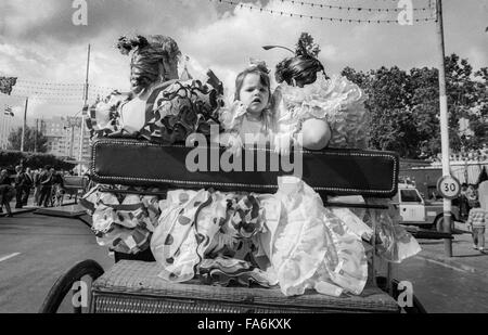 Straßenszenen aus die Feria de Abril, April Fair, die jährlich in Sevilla stattfindet. Stockfoto