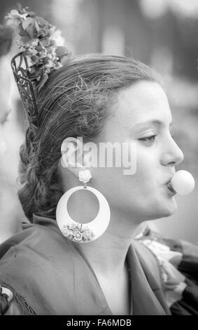 Straßenszenen aus die Feria de Abril, April Fair, die jährlich in Sevilla stattfindet. Stockfoto