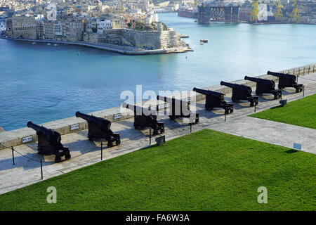 Krieg-Kanons in Victoria, Gozo, Malta Stockfoto