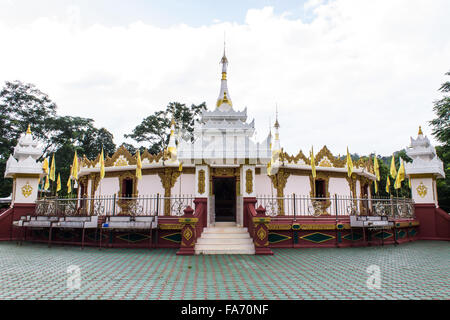 Shan-Pagode in Wat Fah Wiang In Wianghaeng Chiangmai Thailand Stockfoto