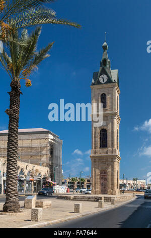 Der alte Jaffa Uhrturm auf der Straße in Jaffa, Israel, Naher Osten. Stockfoto