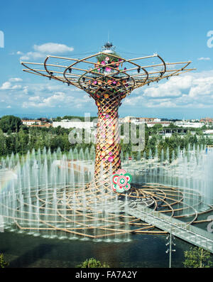 Baum des Lebens auf Messe Expo Milano 2015. Das Meisterwerk der Welt. Stockfoto