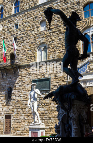 Italien, Toskana, Florenz, Michelangelos David und Perseus Statue Stockfoto
