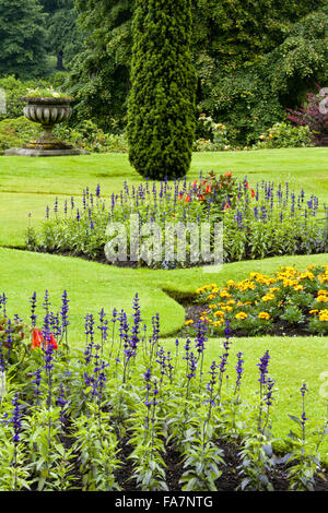 Blick über die Terrasse der Orangerie im Lyme Park in Cheshire. Stockfoto