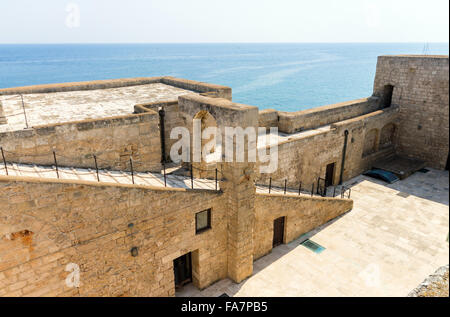 Italien, Apulien, Monopoli, Carlo V Burg Stockfoto