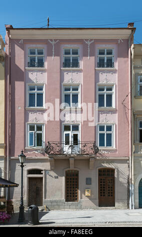 Haus 43 auf Rynok Square in Lemberg Stockfoto