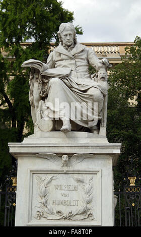 Berlin, Statue, Alexander von Humboldt Universität Stockfoto