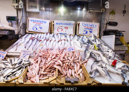 Zentralmarkt Athen, öffentliche Markthallen für für Fleisch und Fisch, auch genannt Varvakios Agora oder Dimotiki Agora. Athen, Griechenland Stockfoto