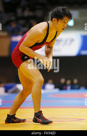 Nd Yoyogi Gymnasium, Tokio, Japan. 22. Dezember 2015. Nobuyoshi Takojima, 22. Dezember 2015 - Ringen: Alle Japan Wrestling Meisterschaft Männer Freistil-70 kg am 2. Yoyogi-Gymnasium, Tokio, Japan. Bildnachweis: Yusuke Nakanishi/AFLO SPORT/Alamy Live-Nachrichten Stockfoto