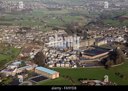 Luftaufnahme von Blackdyke Mills bei Queensbury, Bradford, West Yorkshire, Großbritannien Stockfoto