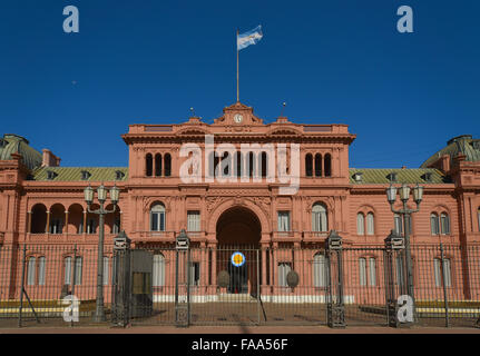 Die Casa Rosada (das rosa Haus), Amtssitz des Präsidenten von Argentinien und Sitz der Regierung. Stockfoto