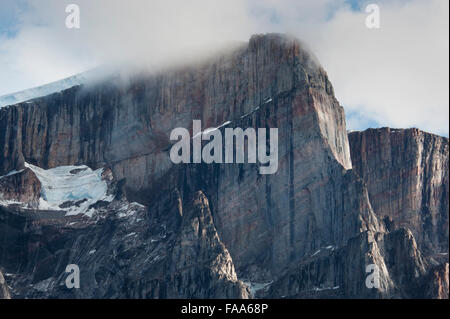 Berge & Gletscher auf Baffin Island, kanadische Arktis. Stockfoto