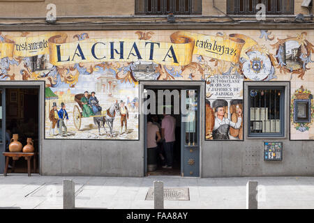 Malte Bar Fliesen La Chata Restaurant Cafe Calle Cava Baja Madrid Stockfoto