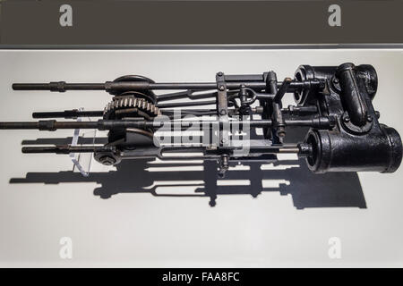 Stanley Dampfmaschine auf dem Display hat, die weniger als 15 bewegliche Teile im Petersen Automotive Museum. Stockfoto