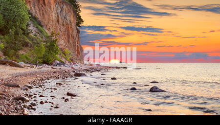 Orlowski Cliff, Ostsee bei Sonnenuntergang, Gdynia, Pommern, Polen Stockfoto