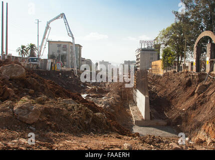 Äthiopien ADDIS ABEBA, Dezember 4,2013.The Bau der äthiopischen unterirdisch, Mexiko schone in Äthiopisch, Abbis Ababa auf D Stockfoto