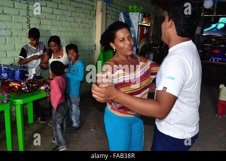 Geburtstag in PUERTO PIZARRO. Abteilung von Tumbes. Peru Stockfoto