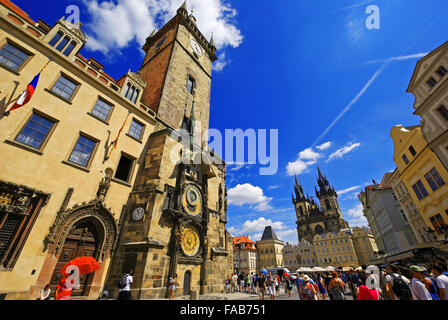 Touristen zu Fuß Quadrat von Prag 06 Jule 2014 Stockfoto