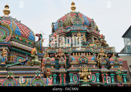 Der bunte Sri Mariamman-Tempel in Bangkok, Thailand Stockfoto