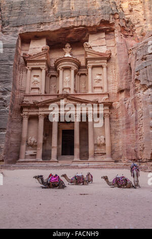 Die antike nabatäische Stadt Petra, Jordanien, Naher Osten Stockfoto