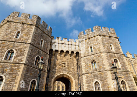 Henry VIII-Tor in der Lower Ward an Windsor Castle, Berkshire, England, UK Stockfoto