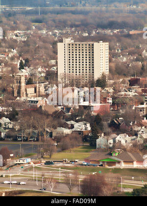 Luftaufnahme der Innenstadt von Niagara Falls City im Winter Stockfoto