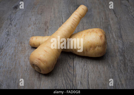 Frische Pastinaken Stockfoto