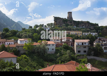 Kruja, Grafschaft von Durres, Albanien.  Burg von Kruja und Skanderbeg-Museum. Stockfoto