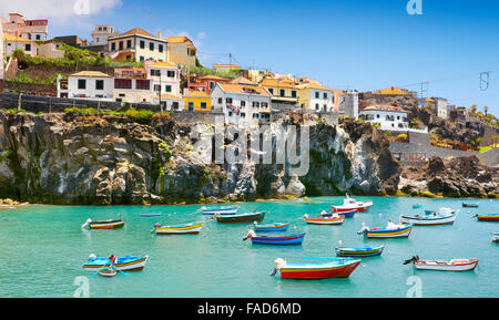 Fischerdorf Camara de Lobos Insel Madeira, Portugal Stockfoto