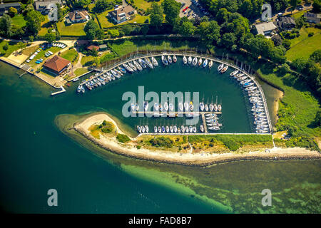 Luftbild, Neustädter Segler-Verein E.v., Neustadt in Holstein, Segelboote in Reihe, Segel Bootsdock, Masten, Segel-Club, Stockfoto