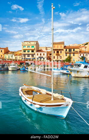 La Maddalena, Blick auf die Stadt und den Hafen, Insel La Maddalena, Sardinien, Italien Stockfoto
