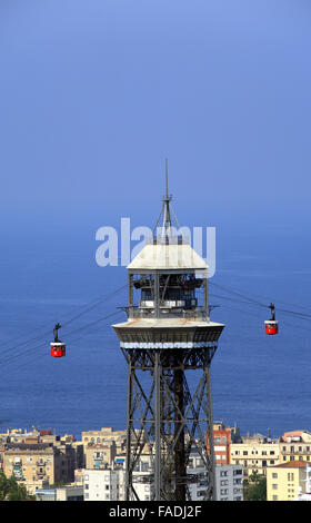 Luft Jaume Fähre zwischen Torre und Torre Sant Sebastià, Barcelona, Costa Brava, Katalonien, Spanien Stockfoto