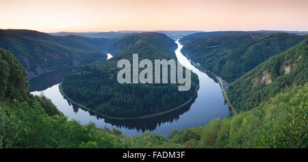 Saarschleife Saar Flussschleife vom Aussichtspunkt Cloef Saarschleife in Mettlach, Saarland, Deutschland Stockfoto