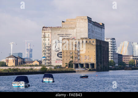 Millennium Mills, Royal Docks, London, England, Vereinigtes Königreich Stockfoto