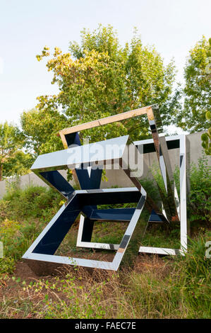 Der Perre Ventaglio III von Beverly Pepper in den Olympic Sculpture Park, Seattle.  SIEHE BESCHREIBUNG FÜR DETAILS. Stockfoto