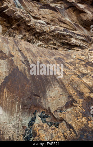 Gestreift Felsen auf dem Viedma Gletscher, Südlichen Patagonischen Eisfeld, Nationalpark Los Glaciares, Argentinien Stockfoto