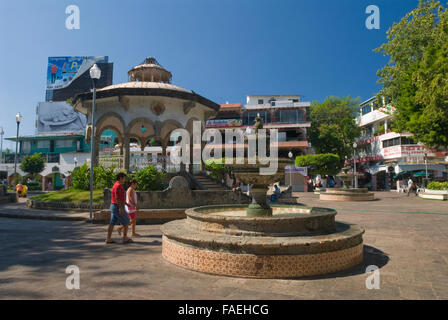 Acapulco, Mexiko: Brunnen vom Zocalo Altstädter Ring. Stockfoto