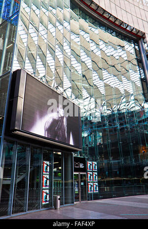 Berlin Deutschland - Teilansicht des Sony Center am Potsdamer Platz, gesponsert Aufbau komplexer Wahrzeichen in Berlin Stockfoto