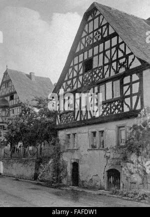 Fachwerkhaus in der Rissbach Bei Traben Trarbach an der Mosel, Deutschland, 1930er Jahre. Fachwerkhaus am Rissbach in der Nähe von Traben Trarbach am Fluss Mosel, Deutschland der 1930er Jahre. Stockfoto