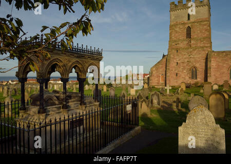 Grace Darling Denkmal bei Bamburgh Kirchhof, Northumberland, England, UK Stockfoto