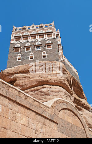 Dar al-Hajar, Dar al Hajar, die Rock Palace in Wadi Dhahr Tal, königlicher Palast in der Nähe von Sana'a, Wahrzeichen des Jemen Stockfoto