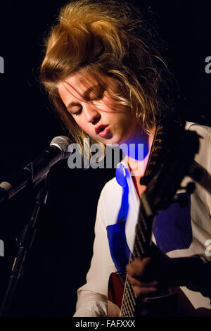 Mailand Italien. 23. März 2012. Der belgische Singer-Songwriter Sanne Putseys bekannter auf der Bühne als Selah Sue live auf St führt. Stockfoto