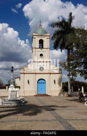 Kirche am Hauptplatz, Viñales, Provinz Pinar del Rio, Kuba Stockfoto