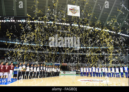 Tokyo Metropolitan Gymnasium, Tokio, Japan. 29. Dezember 2015. Gesamtansicht, 29. Dezember 2015 - Basketball: JX-ENEOS WINTER CUP 2014 die 46. All Japan Highschool Basketball Turnier Preisverleihung am Tokyo Metropolitan Gymnasium, Tokio, Japan. © AFLO SPORT/Alamy Live-Nachrichten Stockfoto