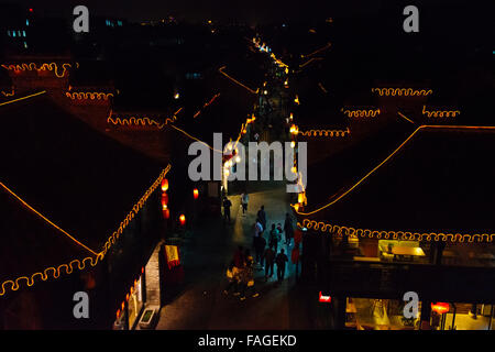 Nachtansicht des Marktes in antiken Stadt Dongguan, Yangzhou, Provinz Jiangsu, China Stockfoto