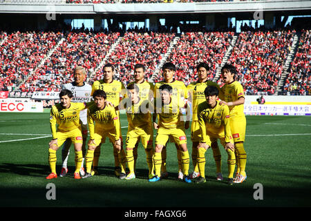 Ajinomoto Stadion, Tokio, Japan. 29. Dezember 2015. Kashiwa Reysol Gruppe Mannschaftsaufstellung, 29. Dezember 2015 - Fußball: Des 95. Kaisers Cup alle Japan Fußball Meisterschaft Halbfinalspiel zwischen Urawa Red Diamonds 1-0 Kashiwa Reysol Ajinomoto Stadion, Tokio, Japan. © Kenzaburo Matsuoka/AFLO/Alamy Live-Nachrichten Stockfoto