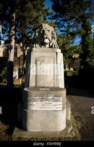 Befindet sich in der Nähe von Earls ist Court in Westlondon Brompton Road Friedhof und einer der glorreichen sieben Friedhöfe von London. Stockfoto