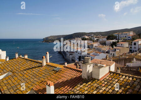 Cadaques anzeigen, in der mediterranen Küste Katalonien, Spanien Stockfoto