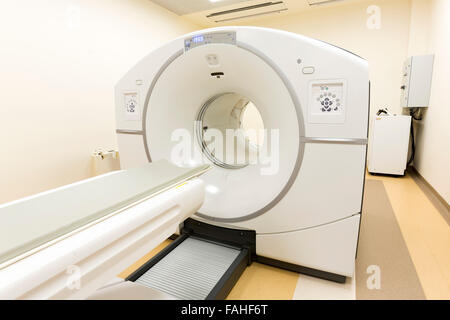 Ein CT-Scan, auch genannt Röntgen Computertomographie (Röntgen, CT) oder Computertomographie Axial-Scans (CT) in einem neuen modernen können Stockfoto