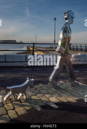 Der dünne Mann eine Skulptur in Speicher L S Lowry Stockfoto